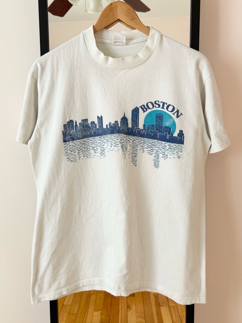 Vintage 80s Boston 🇺🇸 harbor skyline tourist souvenir tee shirt Stedman